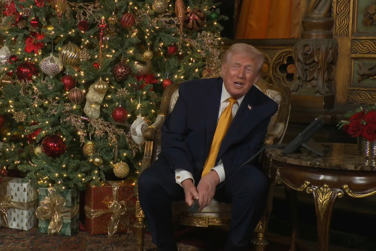 Donald Trump asegura que un Santa Claus “malo” no entrará a EE.  UU. durante la Nochebuena