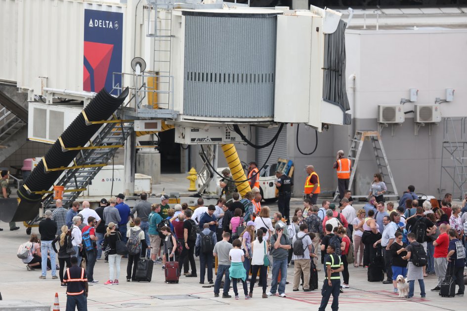Pese a padecer esquizofrenia, acusado de ataque en aeropuerto en EE.UU. asistirá a juicio