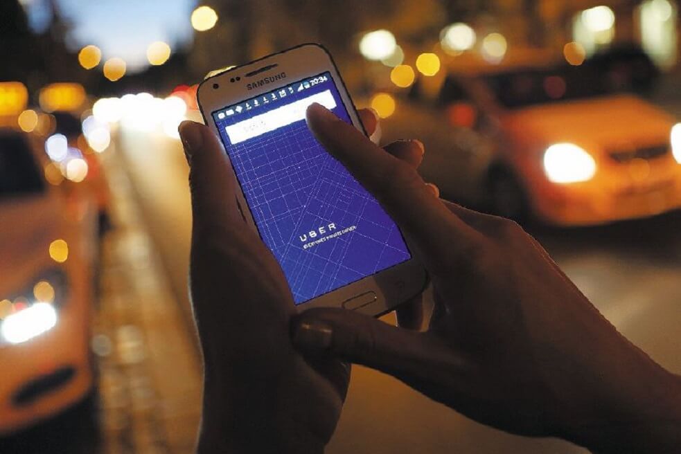 Ni Uber ni taxistas, mejor una regulación que beneficie a Colombia