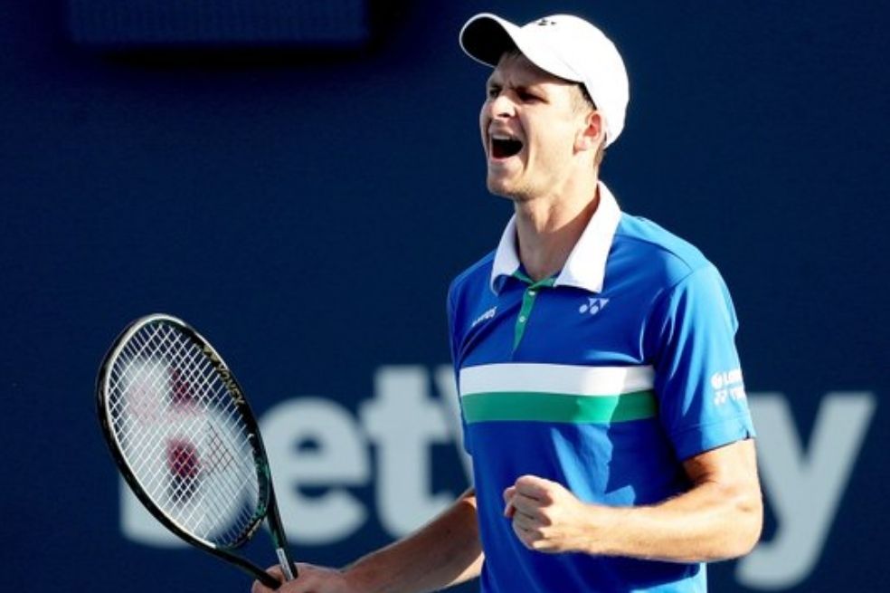 Hurkacz derrotó en cuartos a Tsitsipas, el favorito en el Masters de Miami