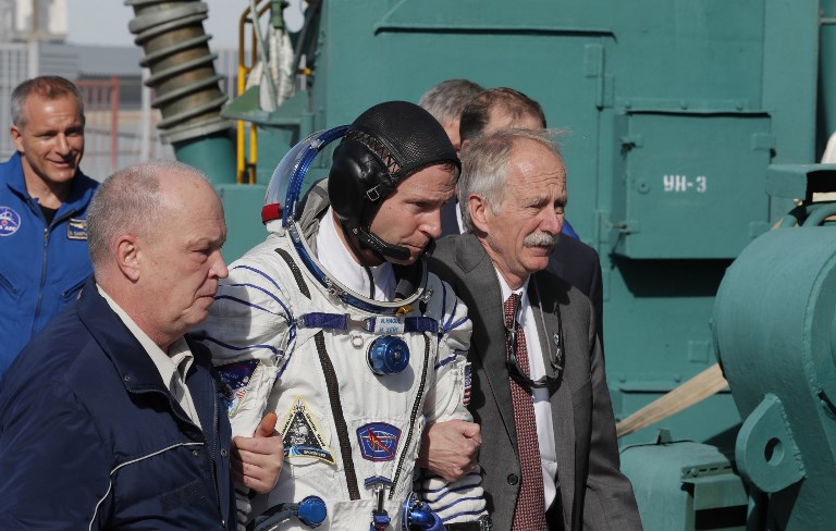 Astronautas tuvieron que aterrizar de emergencia por falla de motor