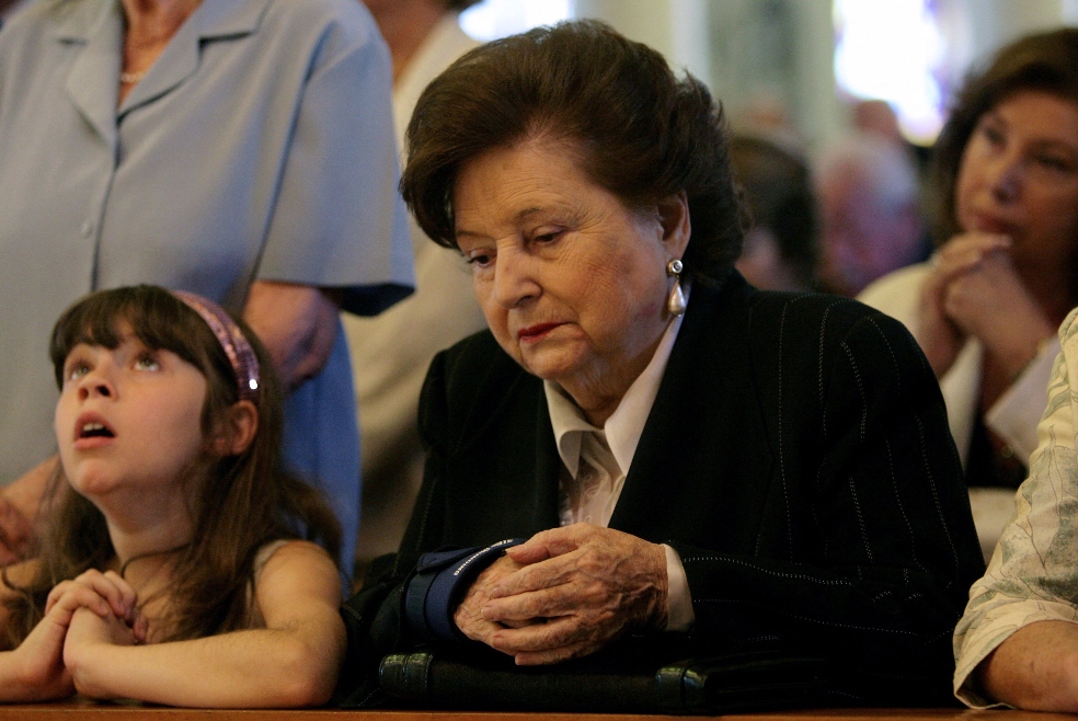 Murió Lucía Hiriart, viuda del exdictador de Chile Augusto Pinochet