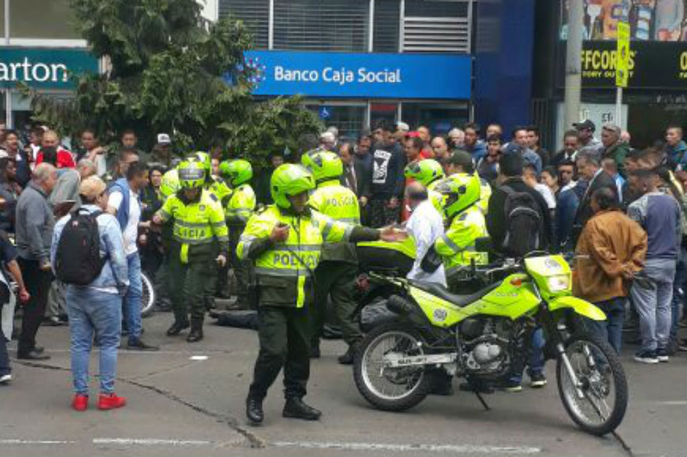 Un herido deja intento de ‘taquillazo’ en banco del centro de Bogotá