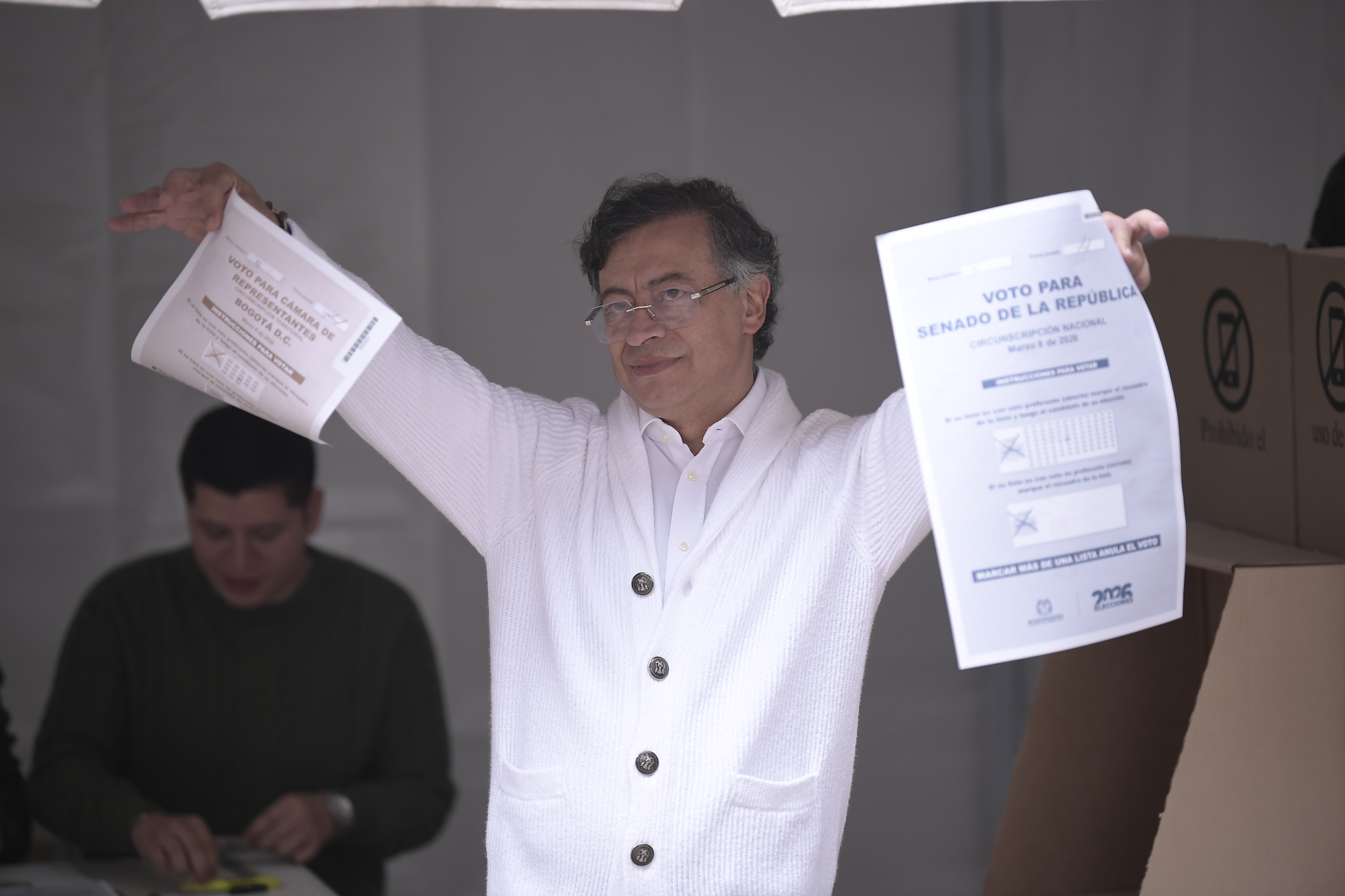 Presidente de Colombia, ejerce su derecho al voto en las elecciones legislativas y consultas interpartidistas del 8 de Marzo 2026.