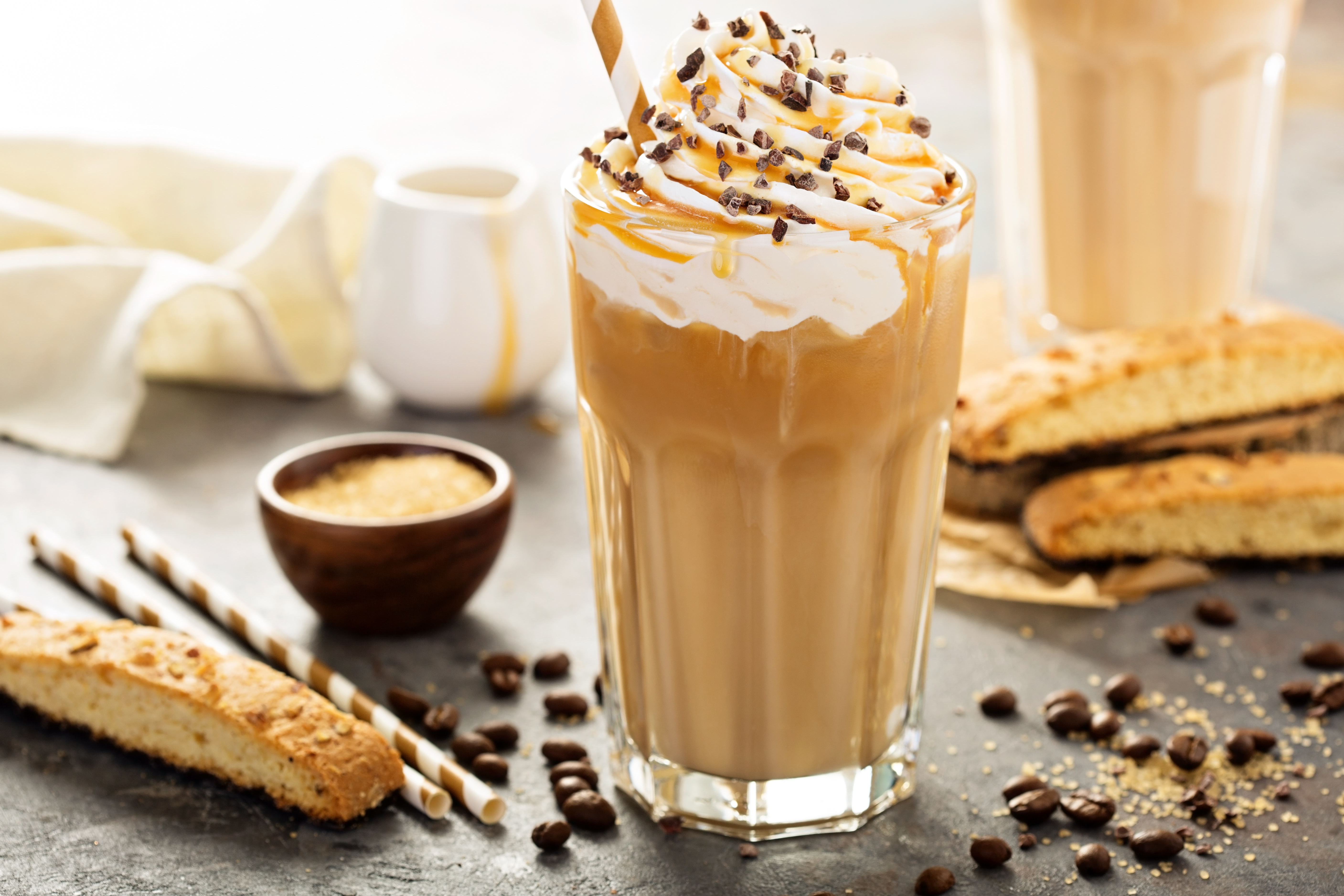 Con solo tres ingredientes preparar este ‘latte’ frío hecho en casa