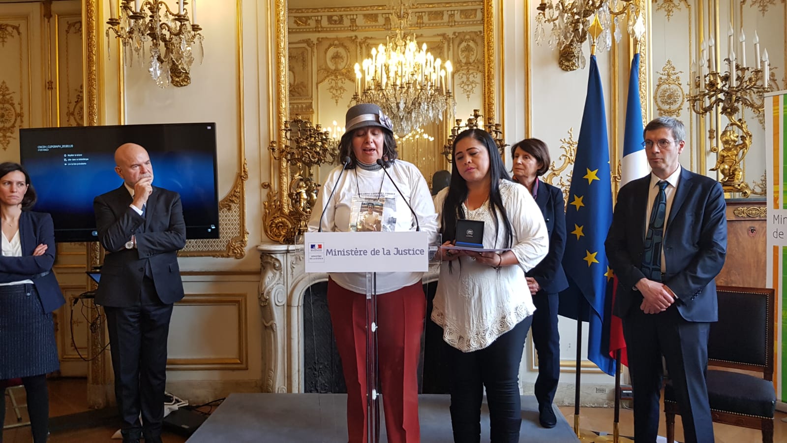 Premio de derechos humanos en Francia fue entregado víctimas del conflicto armado