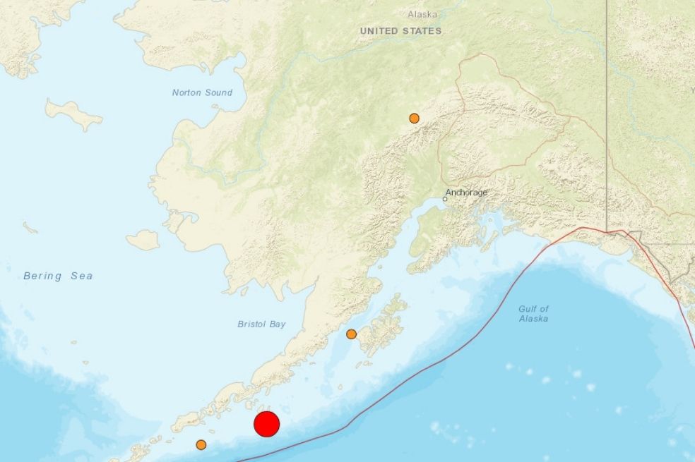 Alerta de tsunami en Alaska tras sismo de 7,4 de magnitud