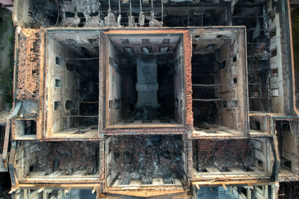 Así se ven las ruinas del Museo Nacional de Río de Janeiro en Brasil tras el incendio del pasado domingo 2 de septiembre.  / AFP