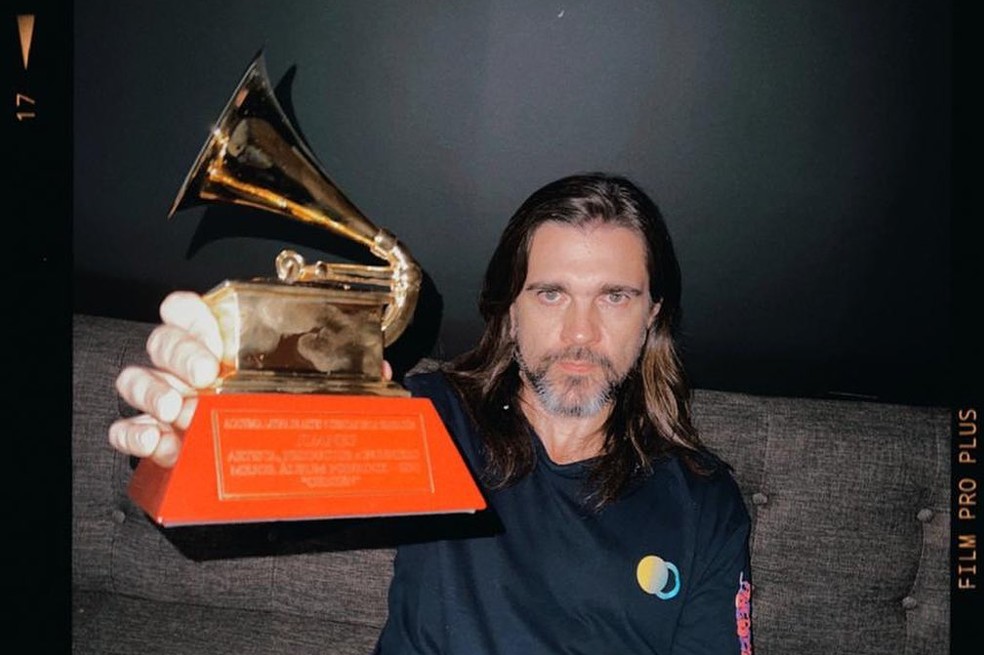 Bad Bunny, Vicente Fernández, Juanes y más ganadores de los Premios Grammy 2022