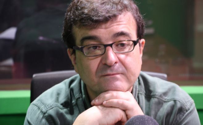 Javier Cercas confiesa ser escritor para defenderse del desarraigo