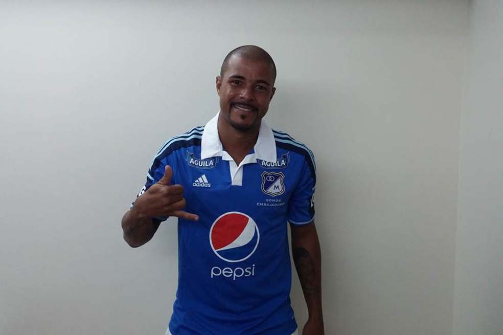 Wesley Lopes da Silva se puso la camiseta albiazul