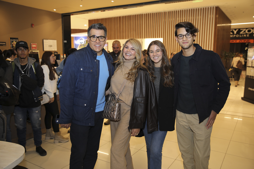 Carlos Calero, Camila Esguerra y más famosos en la premier del filme ‘Madame Web’
