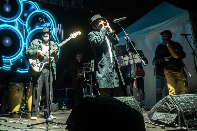 Son Callejero: salsa en clave de superación