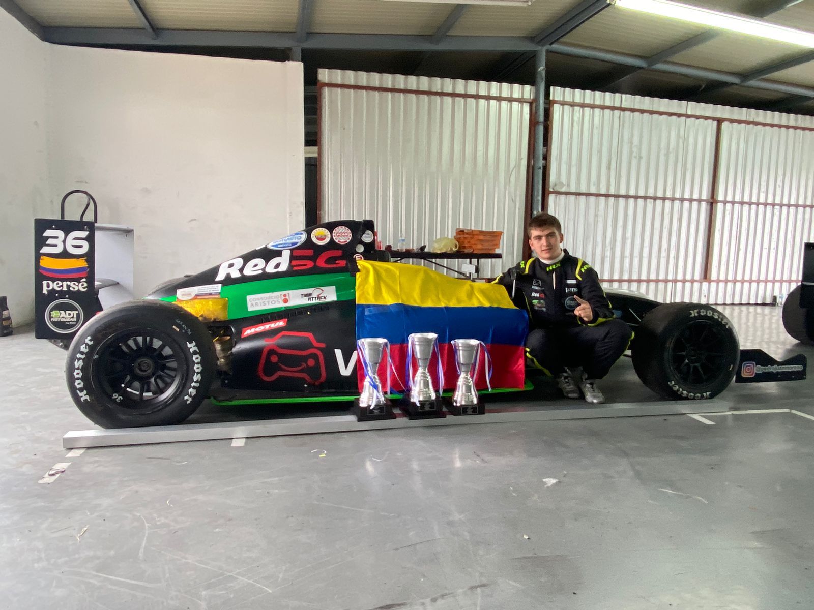 Pedro Juan Moreno, piloto colombiano, se consagró campeón en México