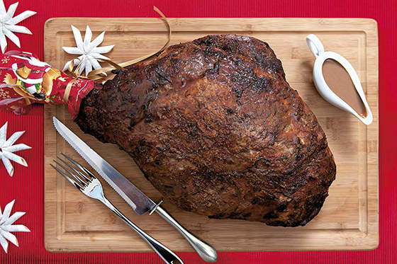 Recetas navideñas: pernil de cerdo al horno con vino tinto y hierbas