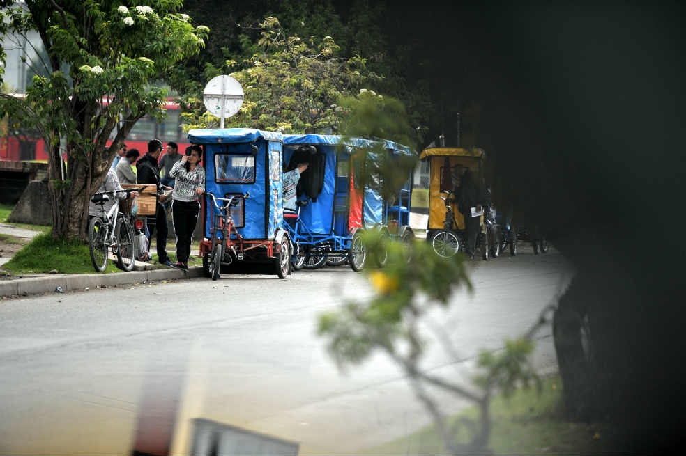 Bicitaxis motorizados: sin aval nacional, ni capital