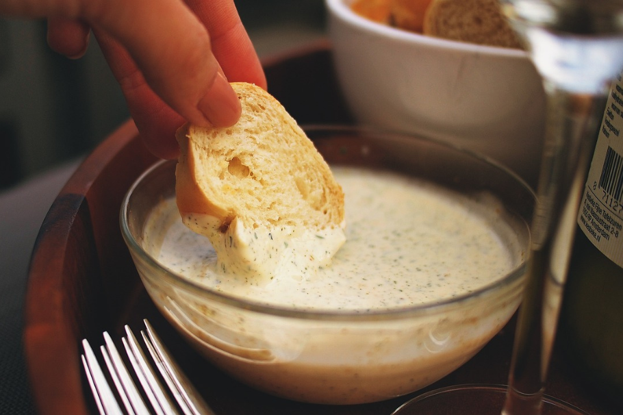 Salsa de ajo casera: deliciosa, saludable y fácil de hacer