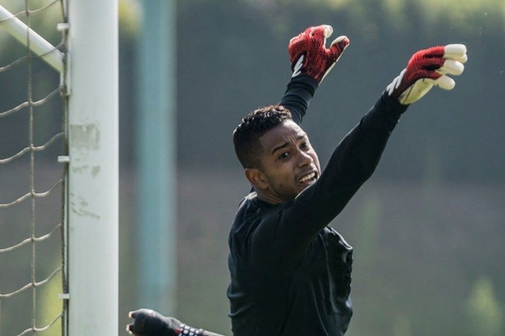 El arquero José Cuadrado anunció su retiro del fútbol