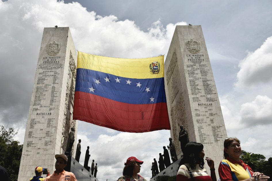 Telefónicas no pagan y Venezuela queda aislada del mundo