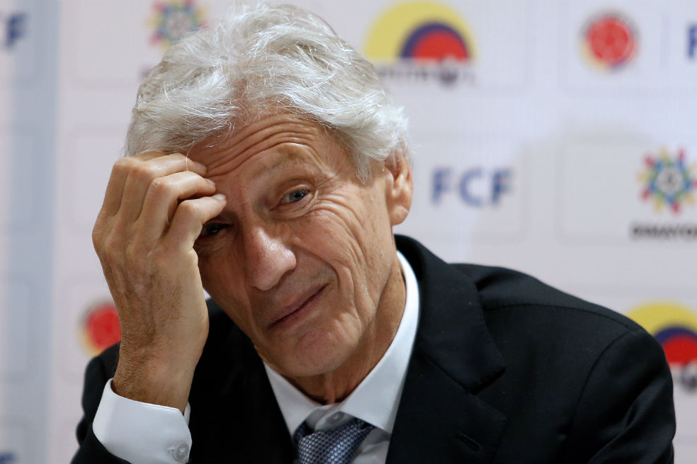 Pékerman habría rechazado oferta de México, según prensa