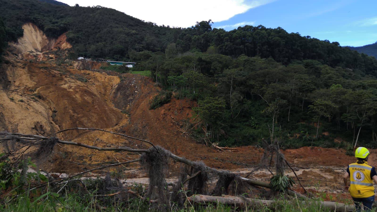 Hay 11 puntos críticos por posibles deslizamientos de tierra en Medellín