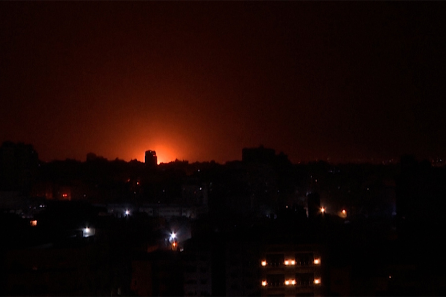 Israel responde con bombardeo a lanzamiento de cohete desde Ciudad de Gaza