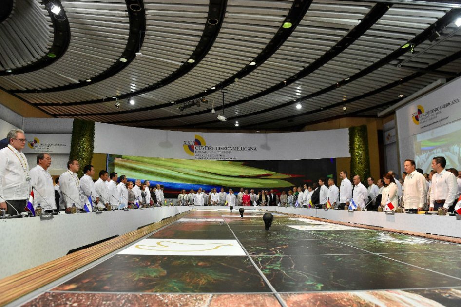 Iberoamérica alienta a Santos a sacar con urgencia nuevo acuerdo