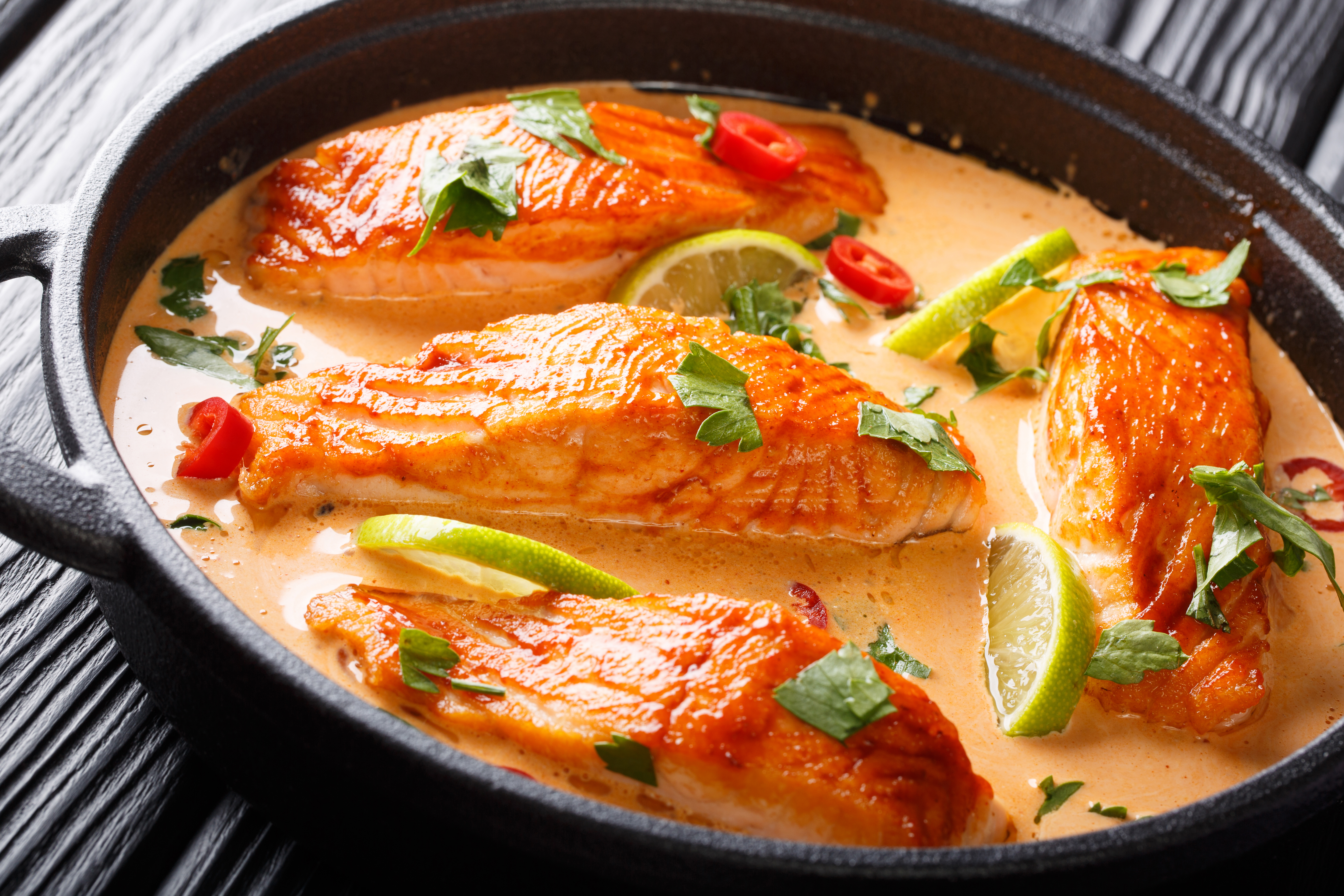 Salmón en salsa cremosa: paso a paso para prepararlo