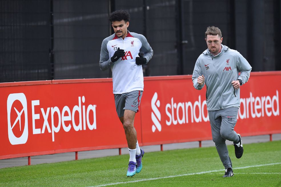 Liverpool celebra que Luis Díaz esté de regreso en el césped