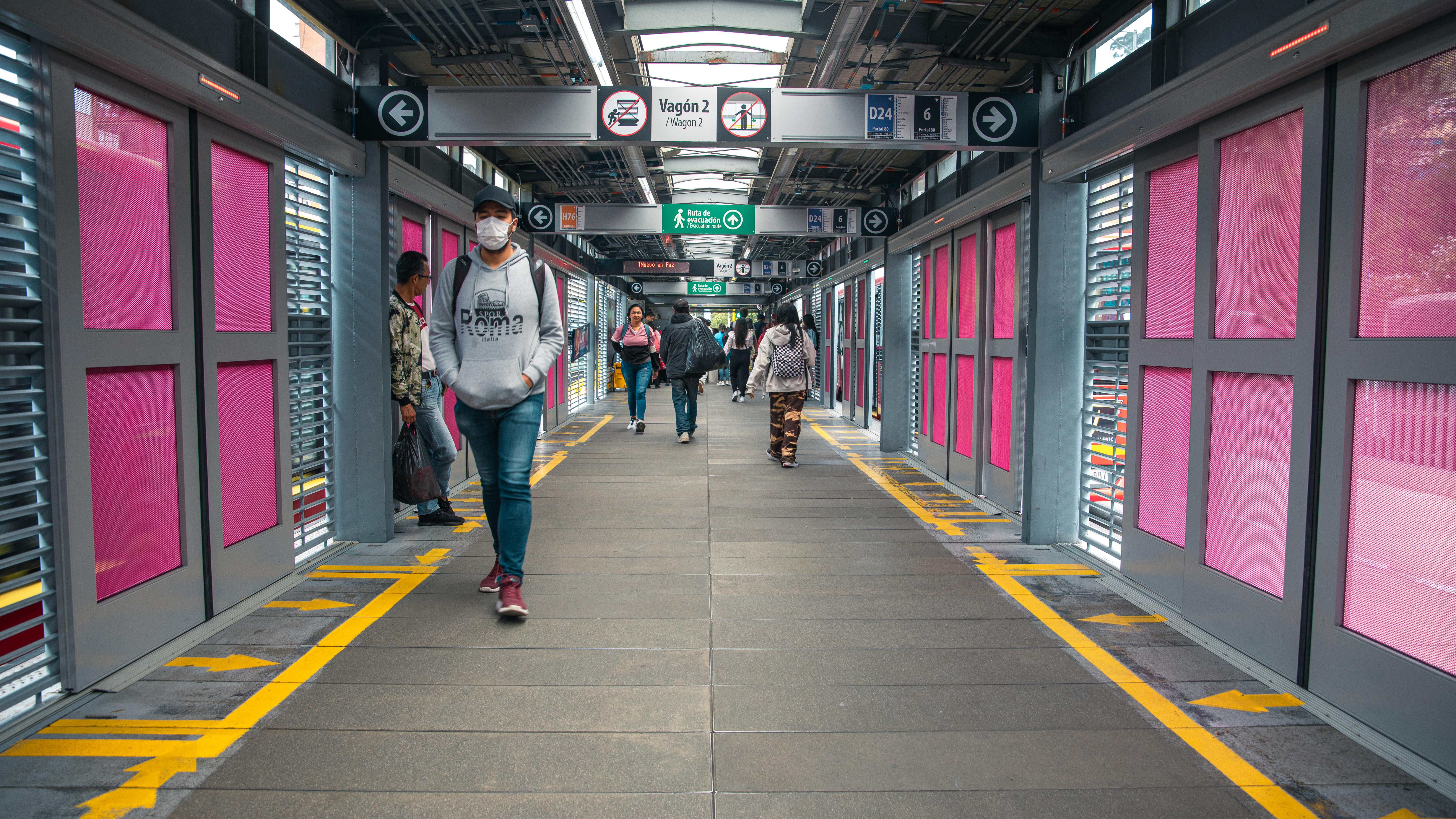 Protege tu vida y cuida a Bogotá, mi ciudad, mi casa