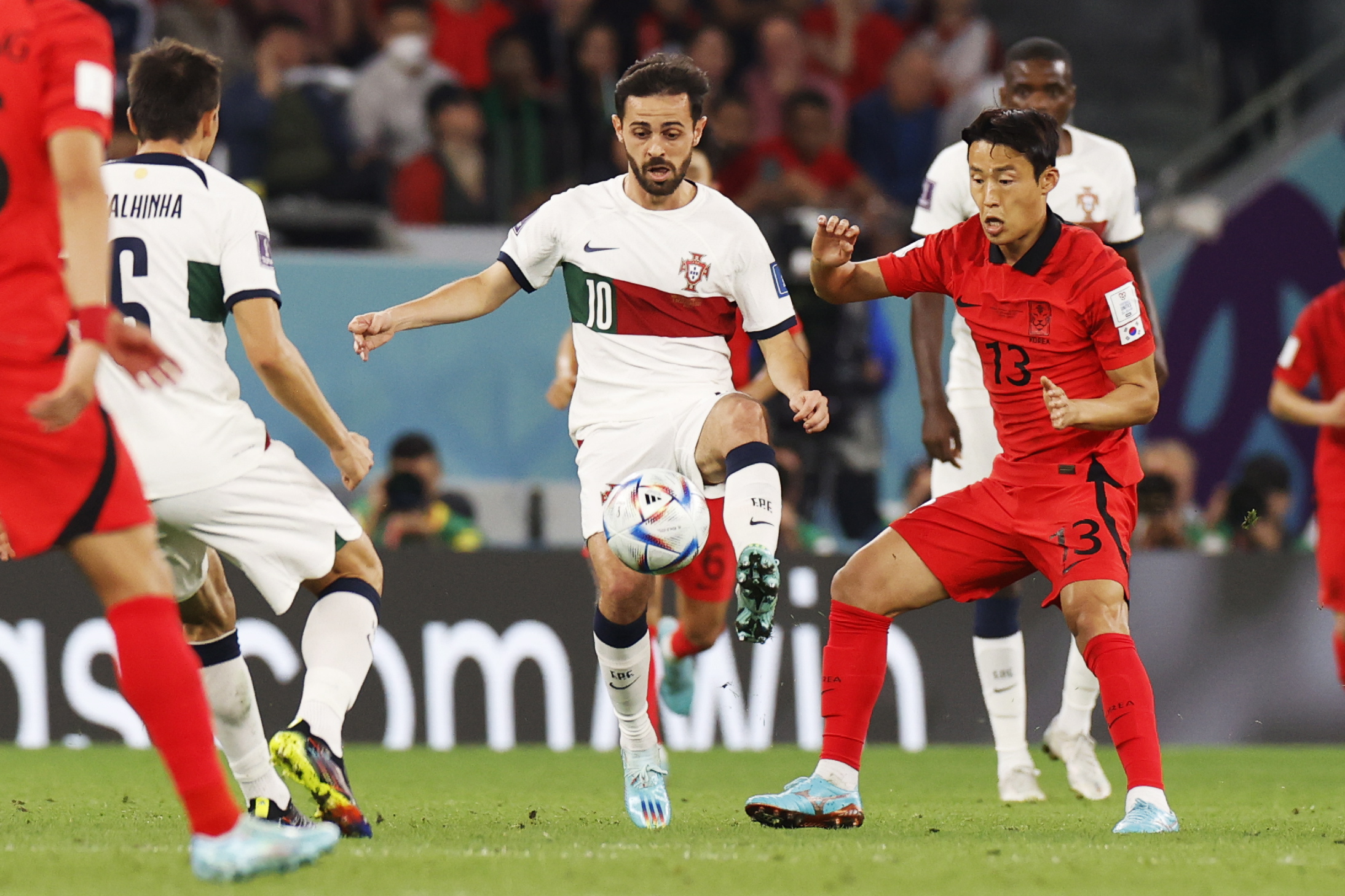No le alcanzó a Uruguay: Portugal y Corea, los clasificados del grupo H