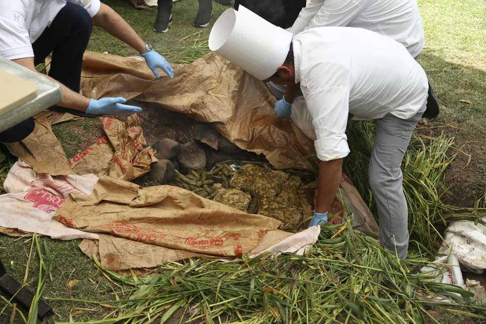 Pachamanca, el plato típico que reúne las costumbres ancestrales del Perú