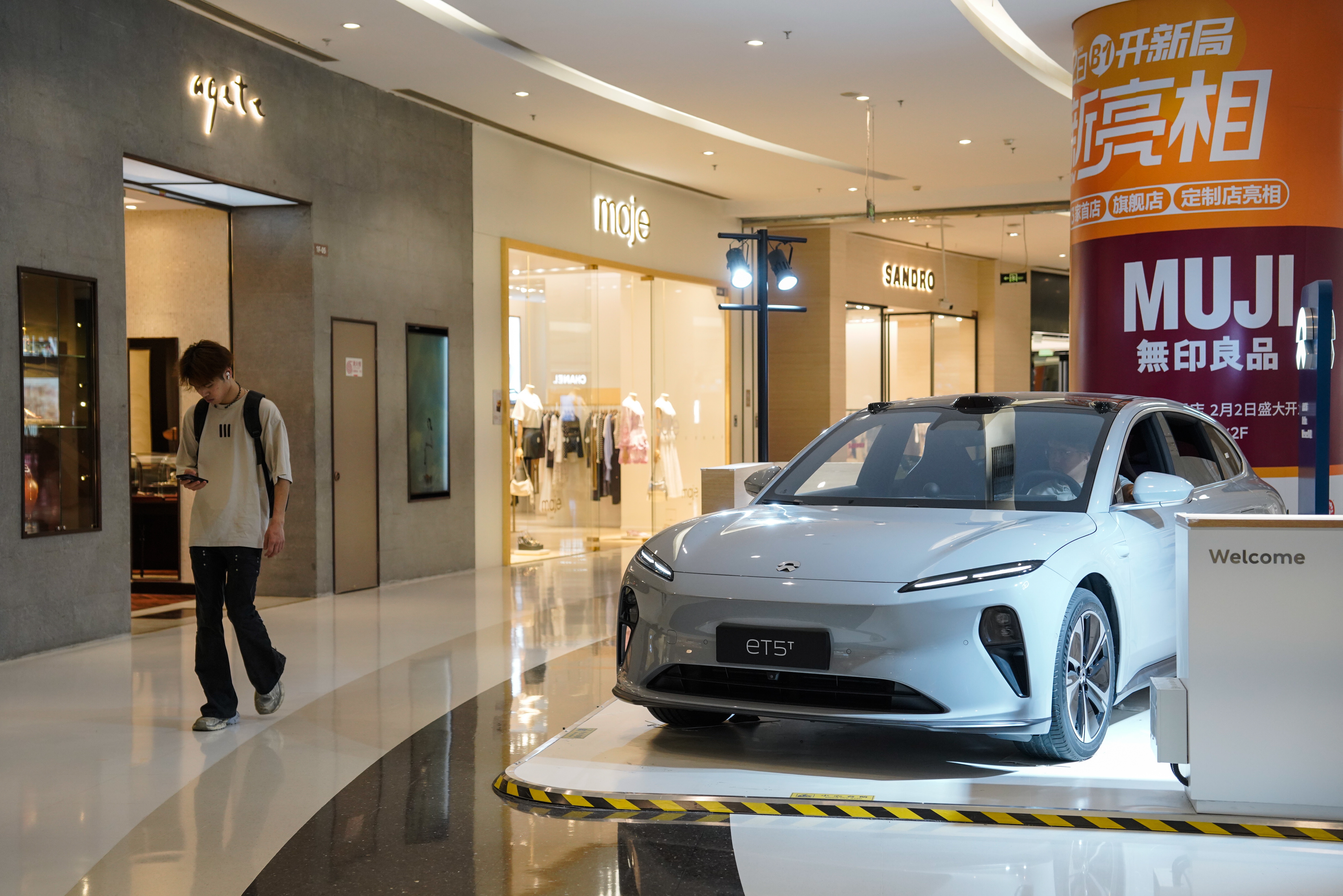 China presenta queja ante OMC por aranceles de UE contra sus vehículos eléctricos
