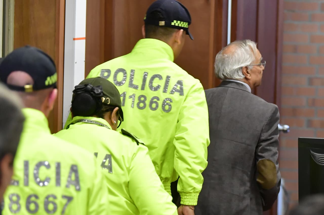 Capturan al exministro Ricardo Bonilla por el escándalo de la Ungrd