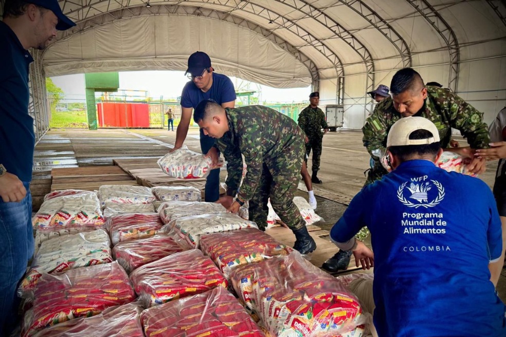 Ejército apoyó entrega de ayuda humanitaria en Guaviare durante paro de disidencias
