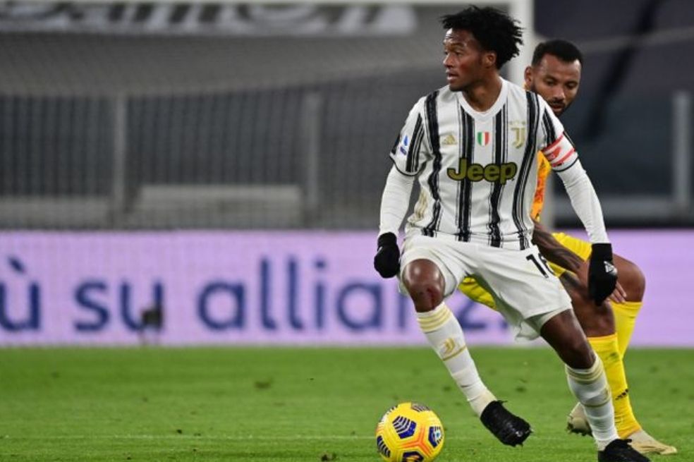 Cuadrado: suplente, golazo y figura de la Juventus ante la Fiorentina