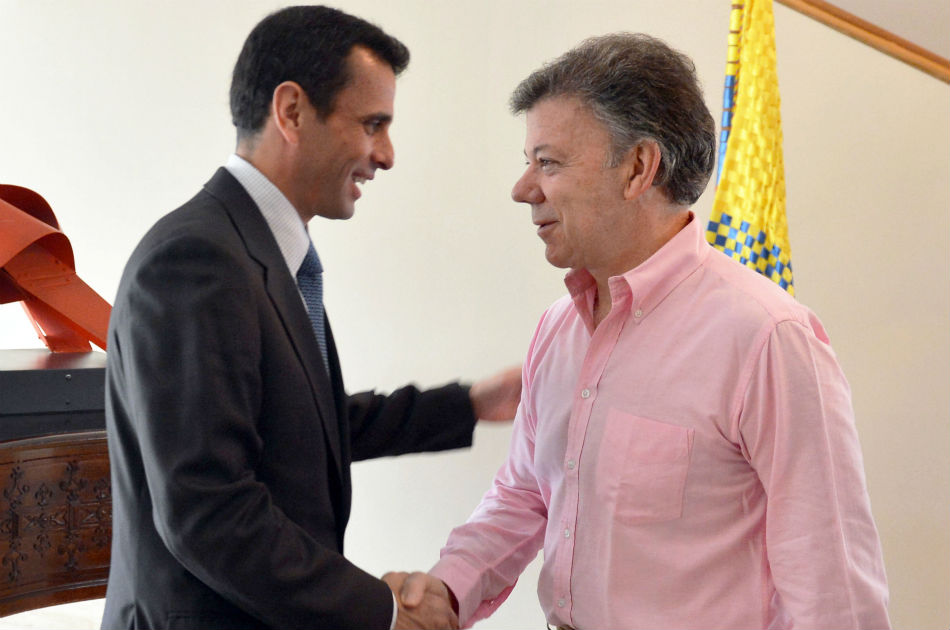 Santos y Capriles hablaron del proceso de paz y la crisis en Venezuela