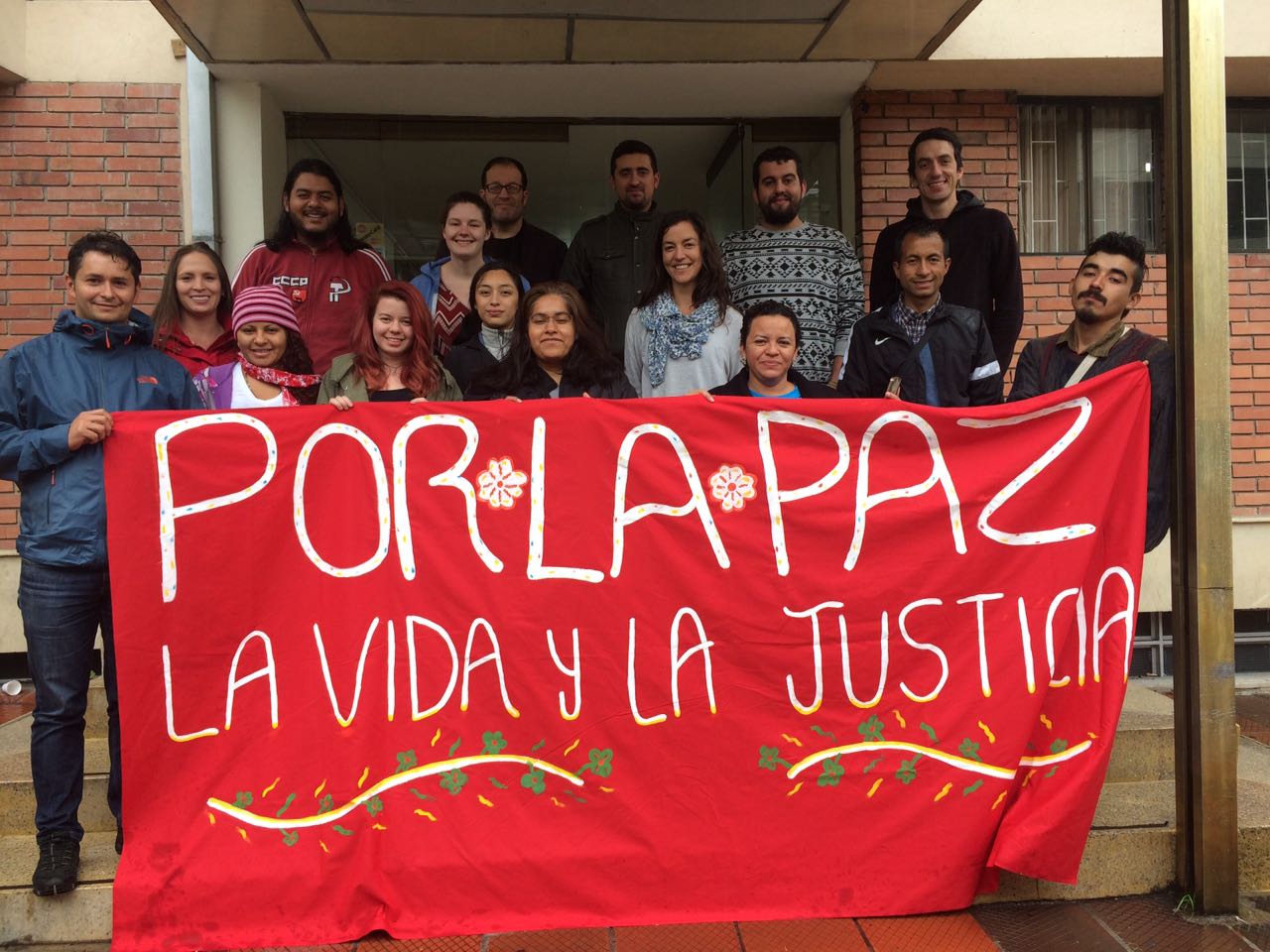 Jóvenes de varios países de América recorrerán Colombia para respaldar la paz