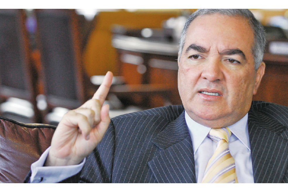 “Estamos combatiendo fuertemente la corrupción”: contralor general