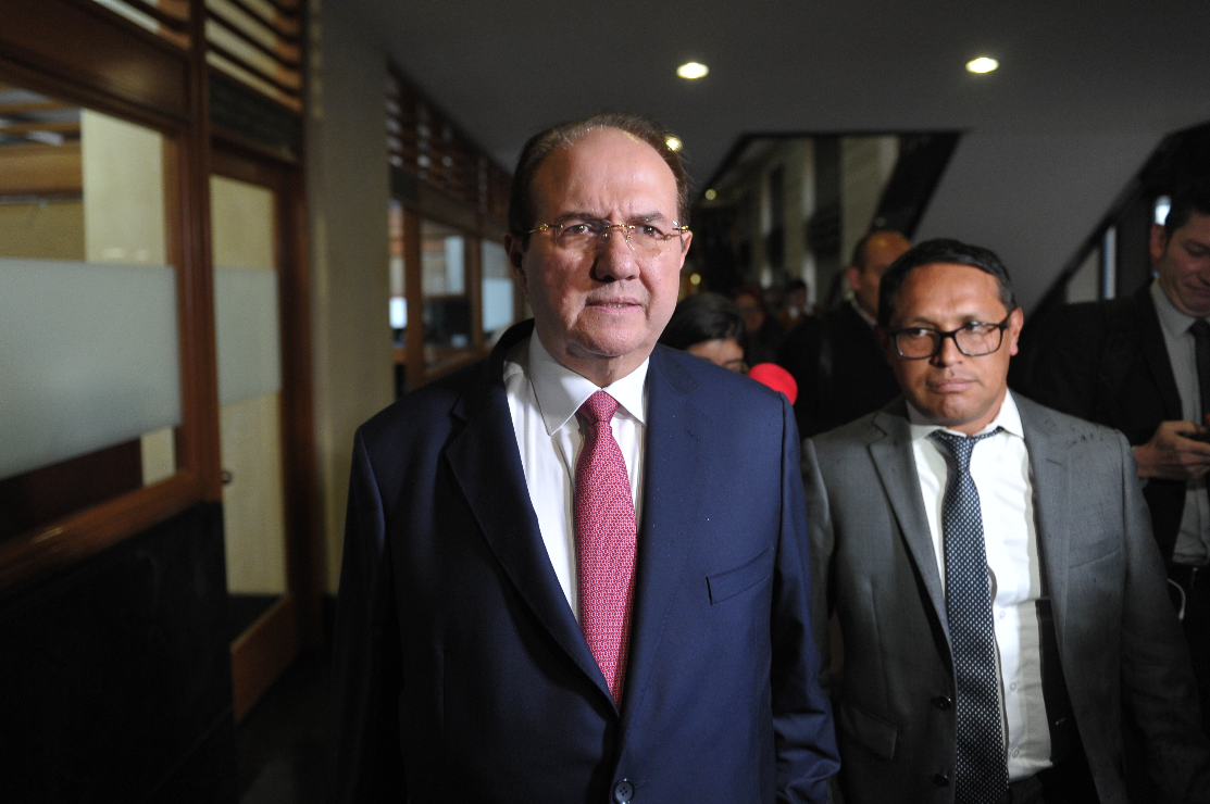 Comisión de Acusación abre investigación formal contra exmagistrado Leonidas Bustos