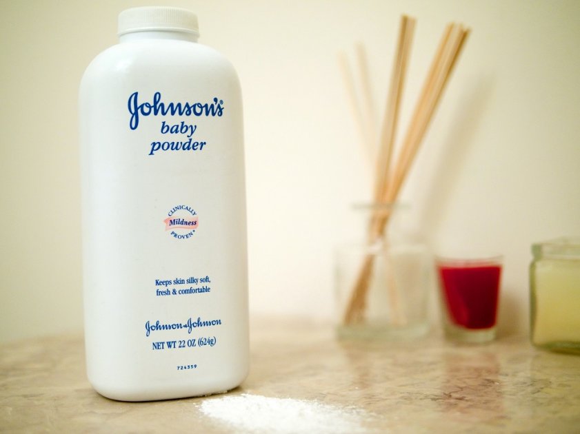 Johnson & Johnson sabía desde hace décadas que su talco contenía asbesto