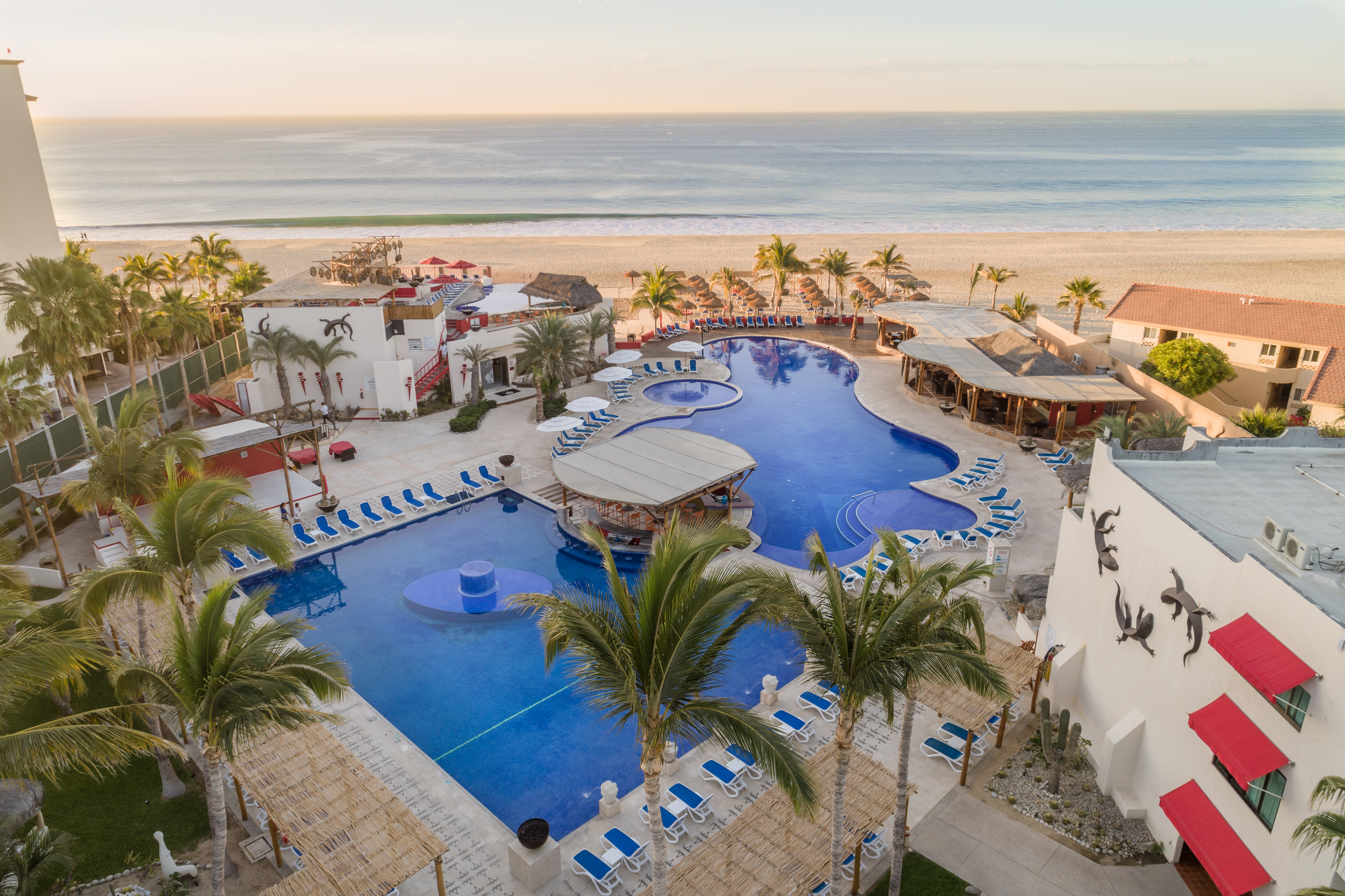 Grand Decameron Los Cabos, A Trademark All Inclusive