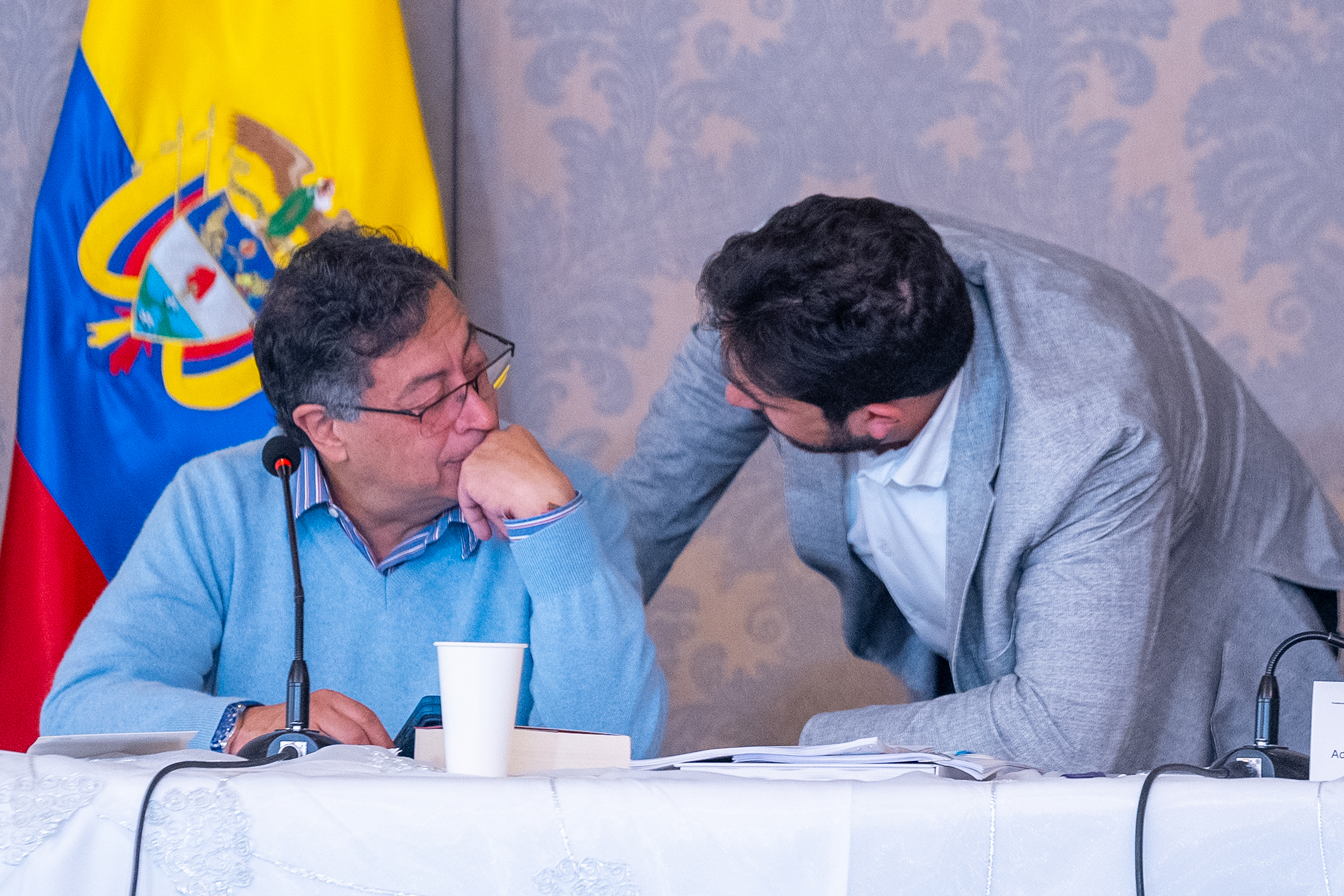 Petro quiere darle un giro a su política económica para mantener a flote su gobernabilidad