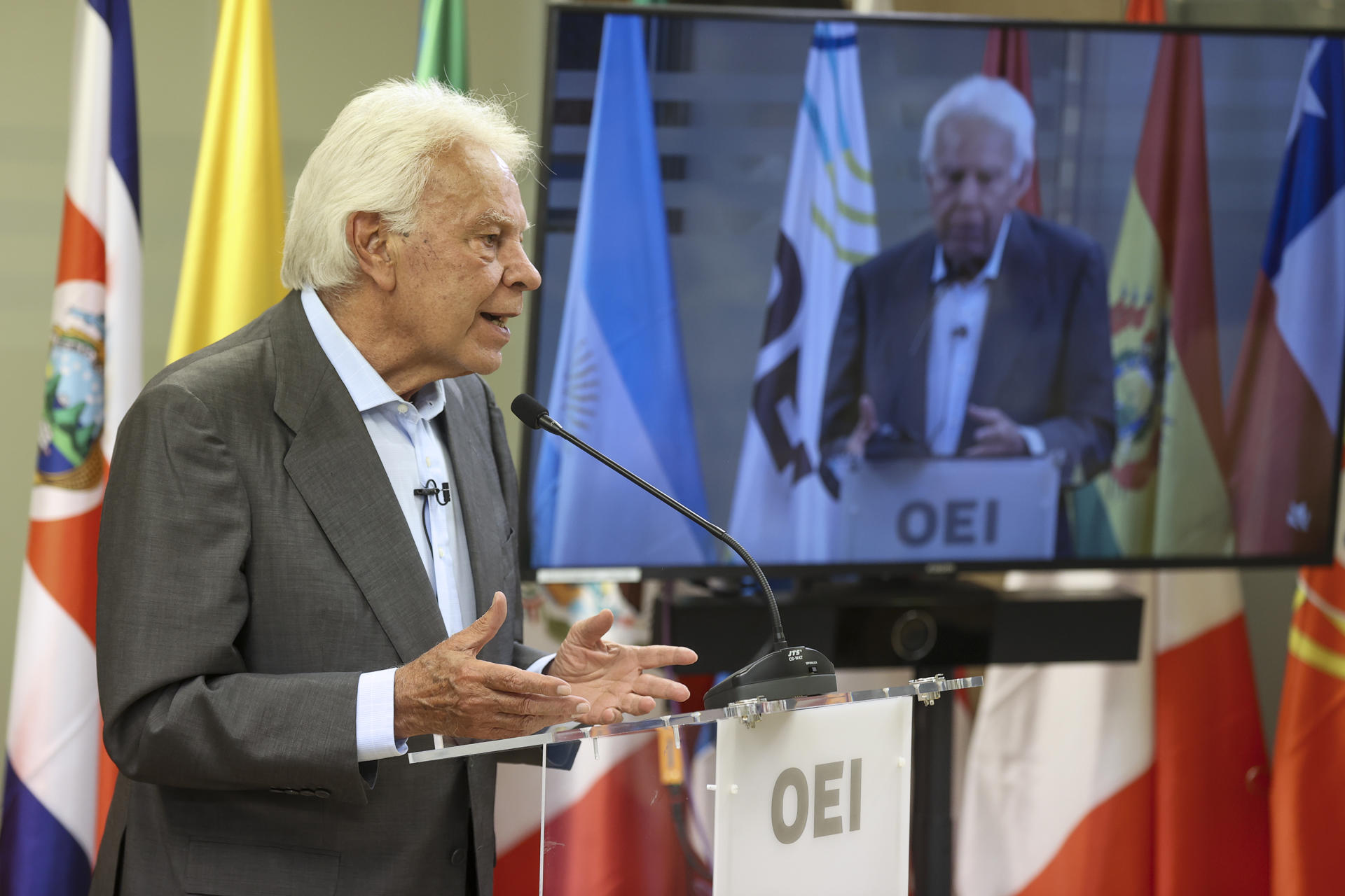 Caso Zapatero sacude al PSOE: Felipe González pide adelantar elecciones en España