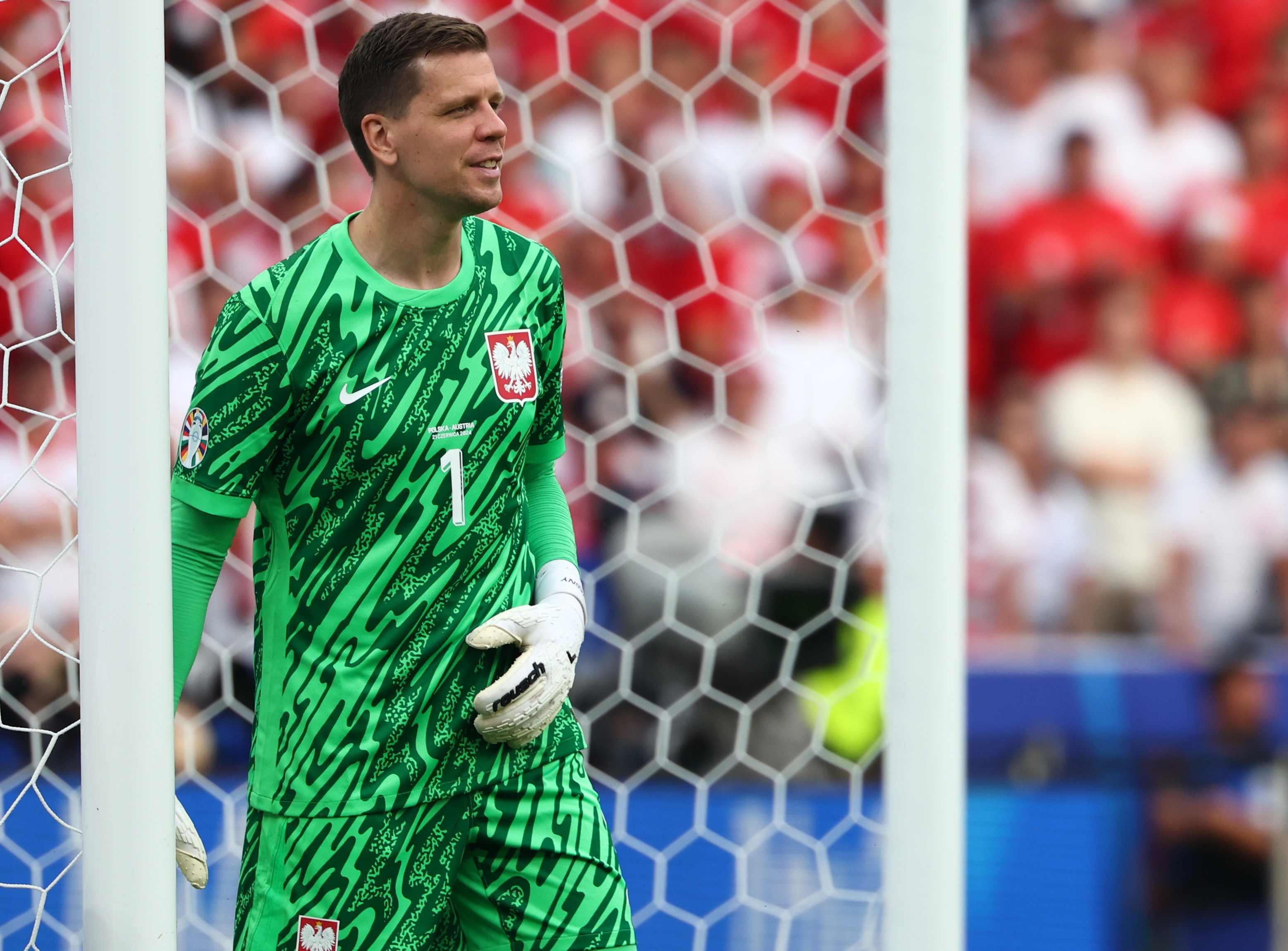 Berlin (Germany), 21/06/2024.- Poland goalkeeper Wojciech Szczesny looks on during the UEFA EURO 2024 group D soccer match between Poland and Austria, in Berlin, Germany, 21 June 2024. (Alemania, Polonia) EFE/EPA/HANNIBAL HANSCHKE
