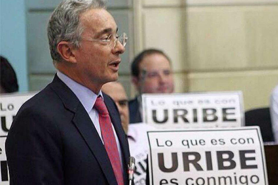 Uribismo asegura que ministros con el ‘To-con-Ur’ quieren desviar atención del país