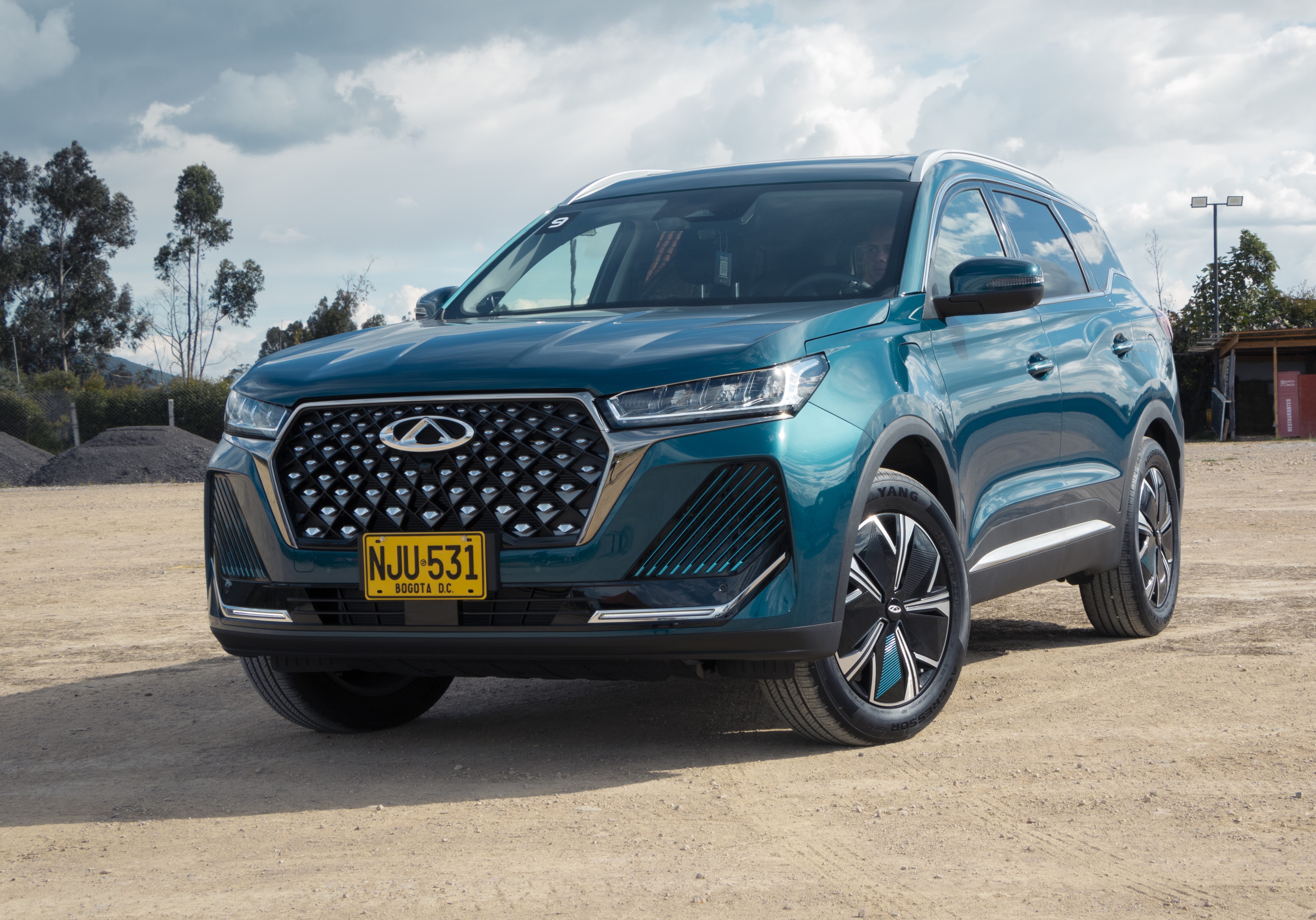 Así es el Chery Tiggo 7 PHEV : el nuevo híbrido enchufable que llego a Colombia