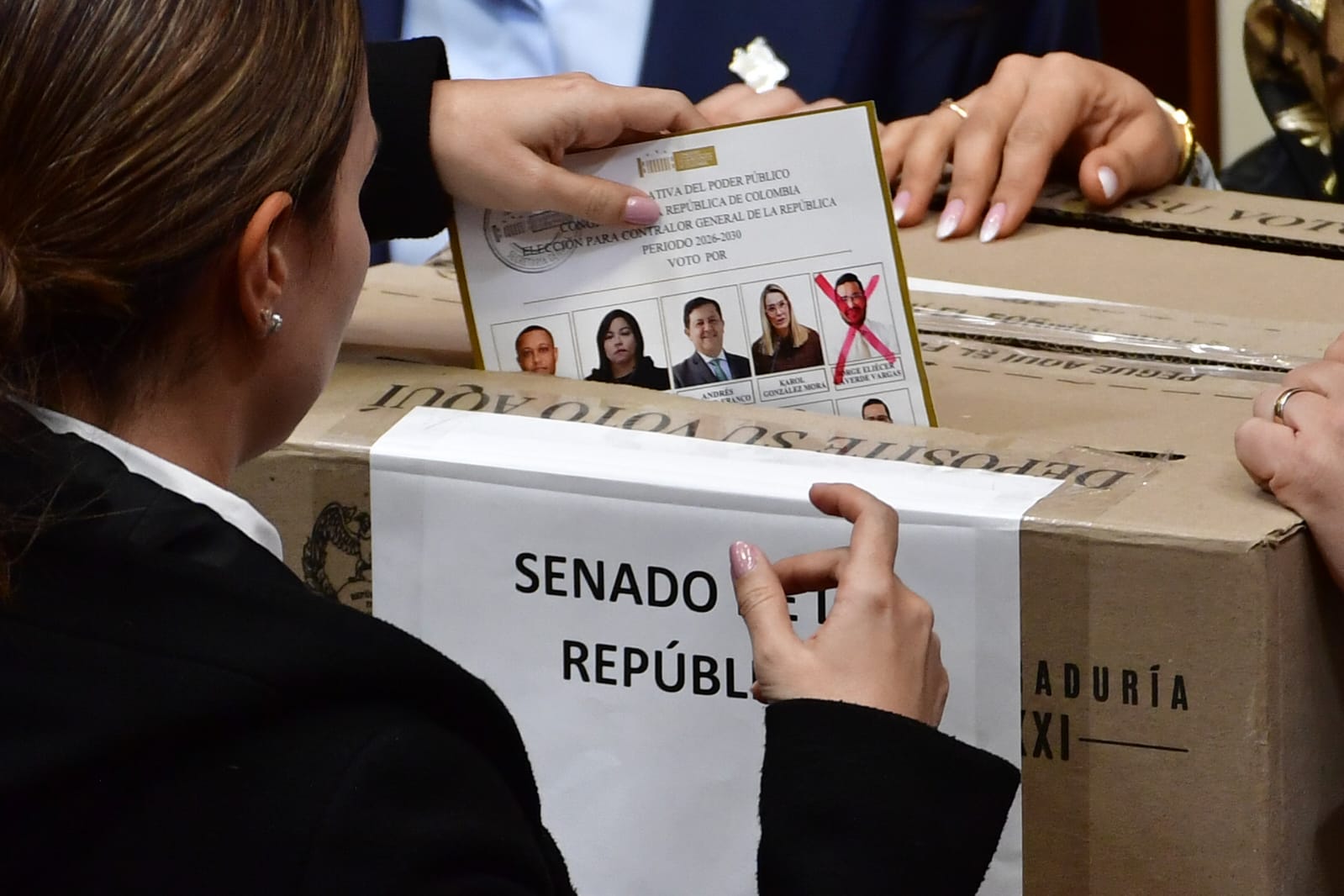 Este es el nuevo contralor Jorge Eliécer Laverde: el país político reaccionó a su elección
