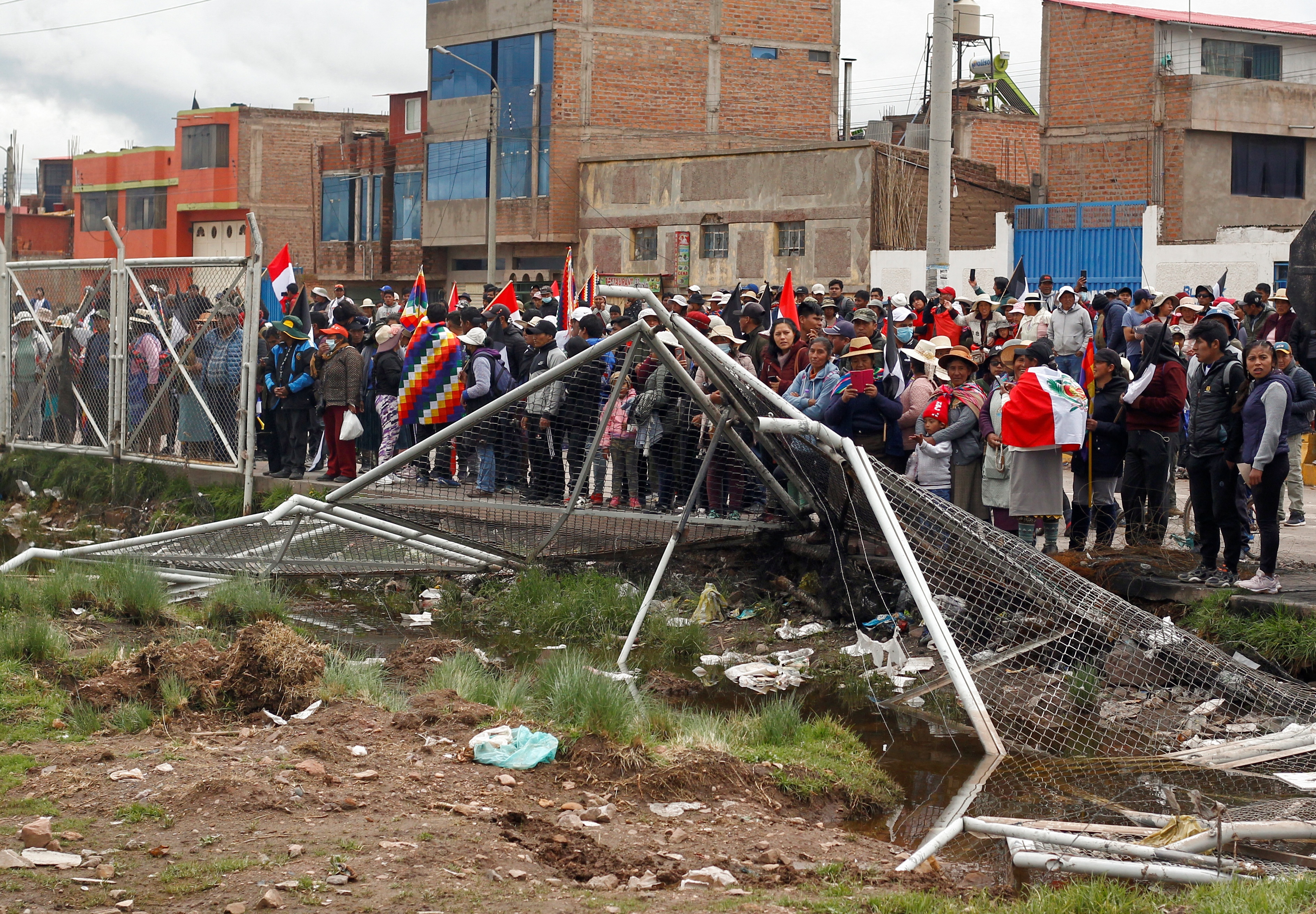 Perú: conmemoración por 18 civiles muertos deja un balance de 50 heridos