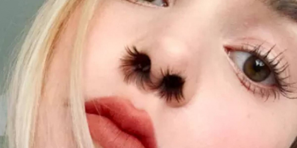 Extensiones de pelo en la nariz, la nueva moda que se impone en instagram